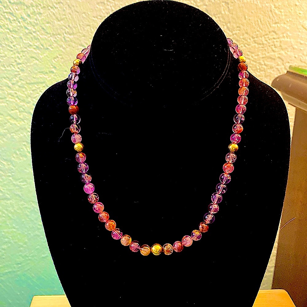 SUPER 7 BEADED NECKLACE.